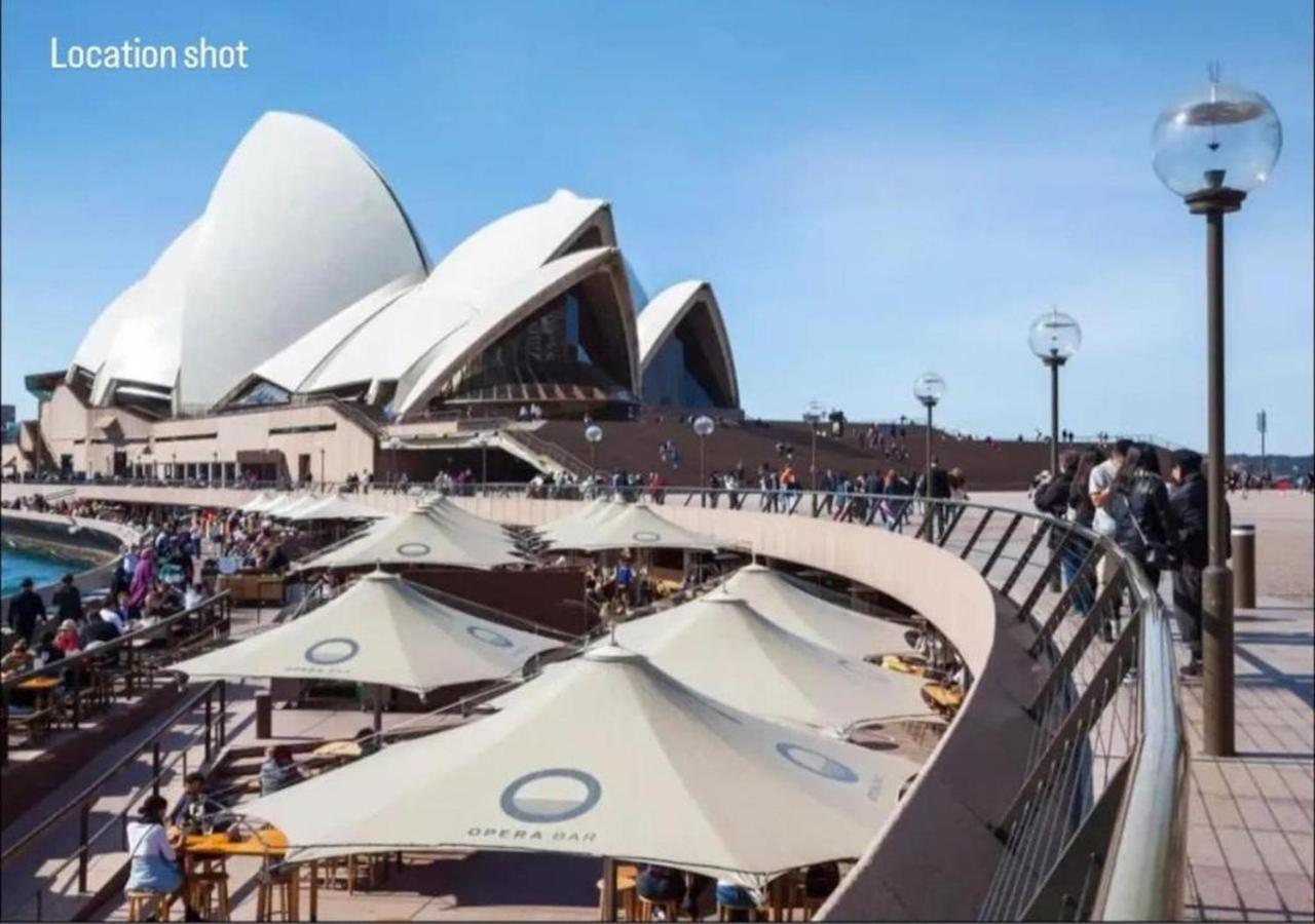 Breathtaking Harbour Bridge Views In Prime Locale *