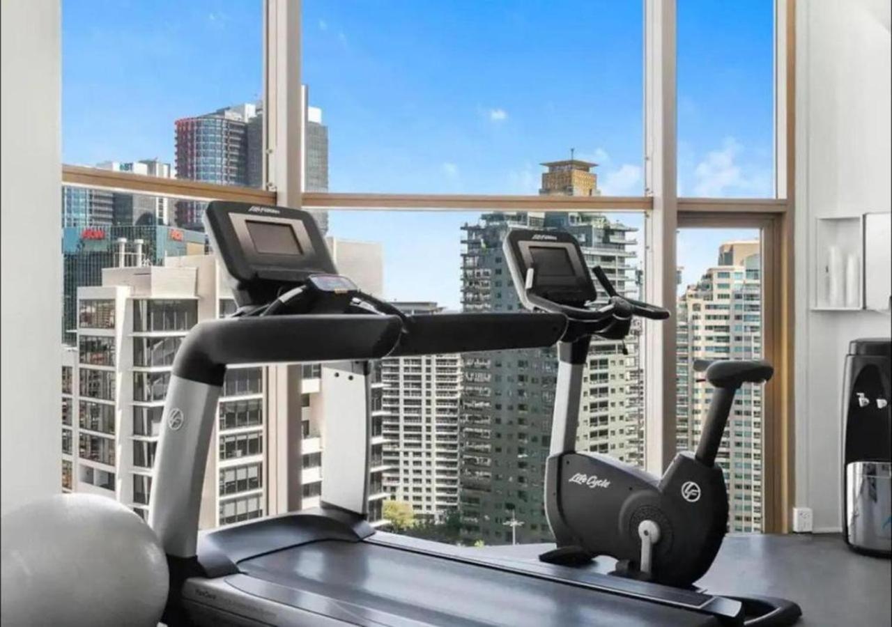 Apartment Breathtaking Harbour Bridge Views In Prime Locale Sydney