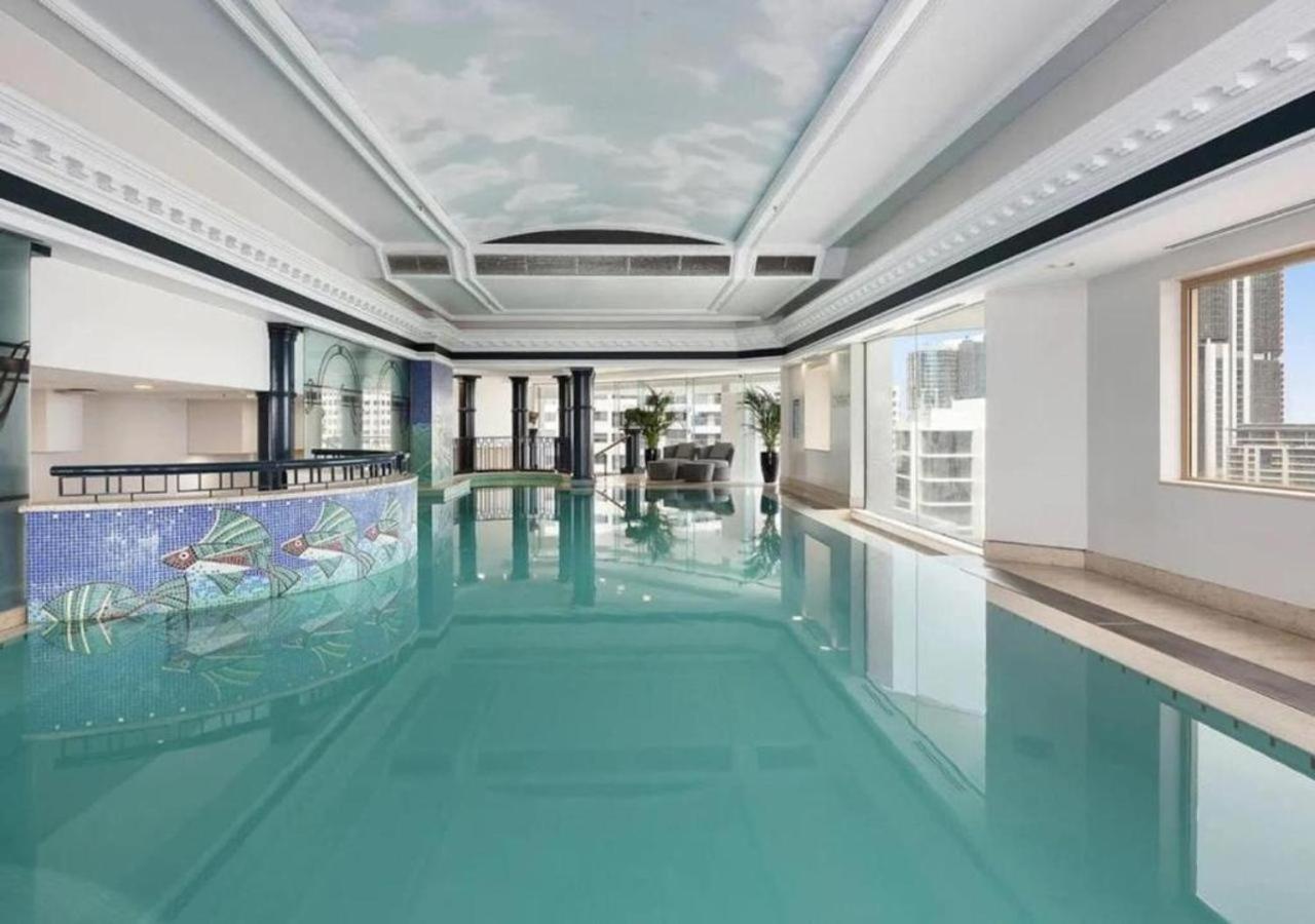Apartment Breathtaking Harbour Bridge Views In Prime Locale