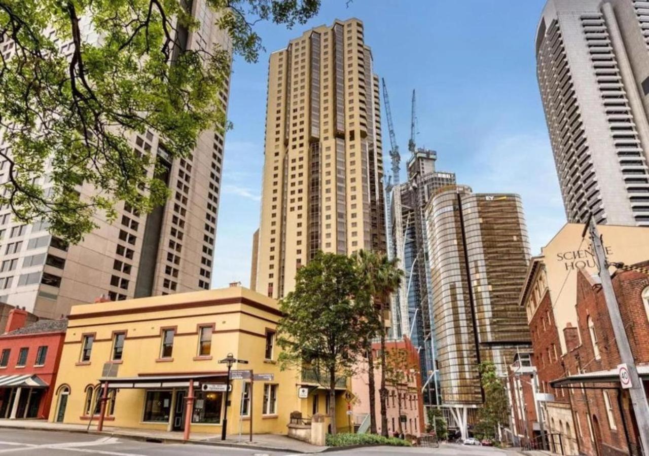 Apartment Breathtaking Harbour Bridge Views In Prime Locale Sydney