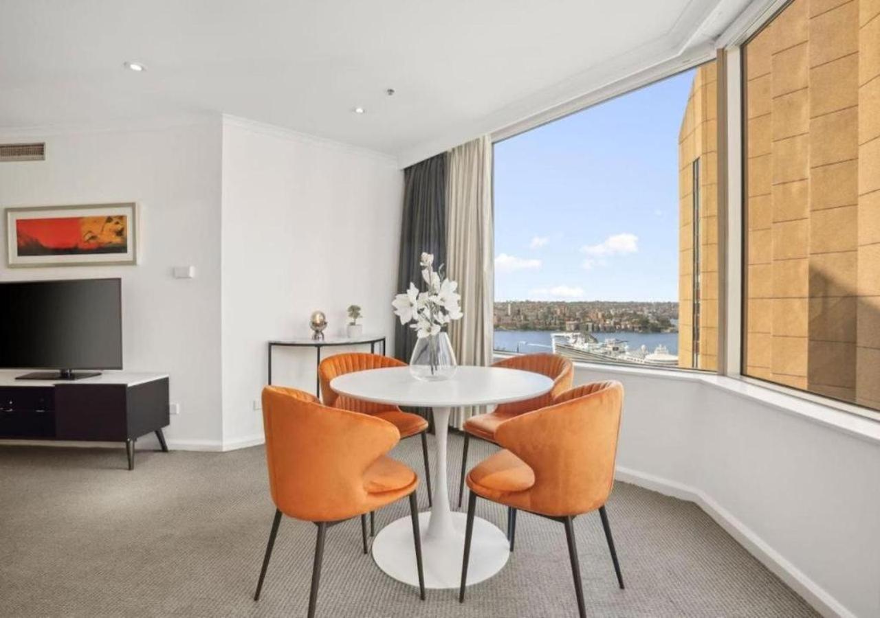 Apartment Breathtaking Harbour Bridge Views In Prime Locale